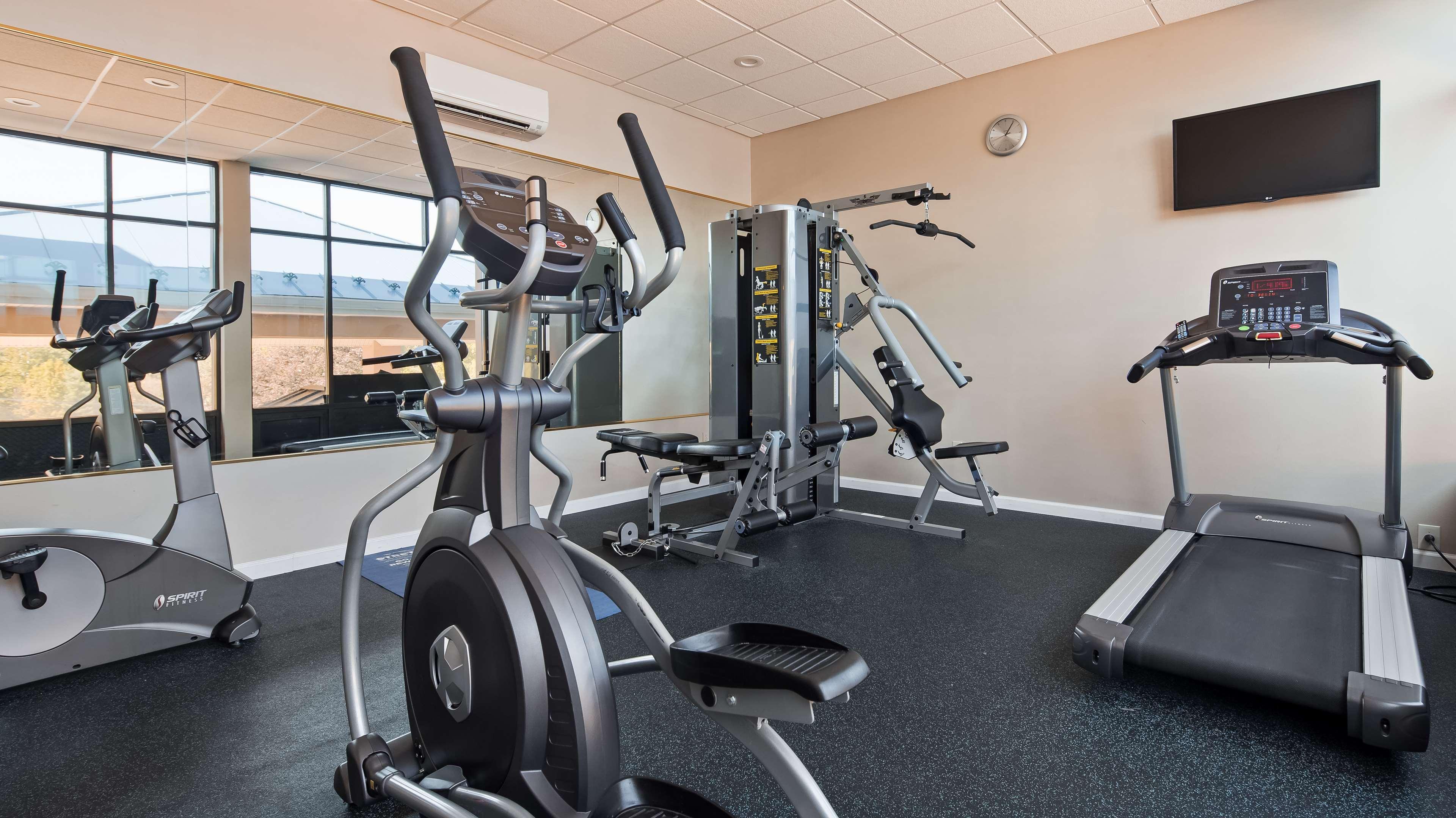 Best Western Plus Poconos Tannersville Exterior photo