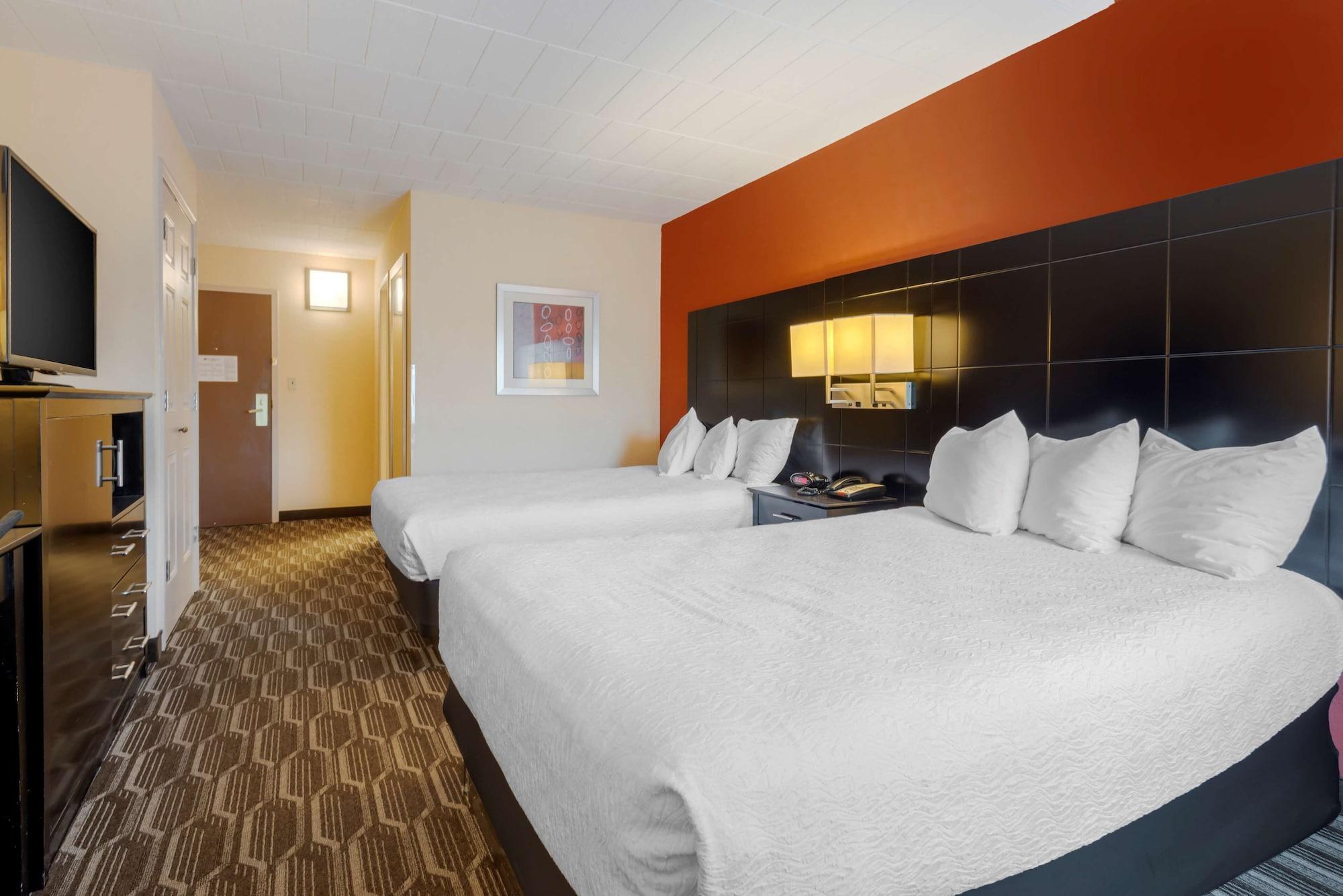 Best Western Plus Poconos Tannersville Exterior photo