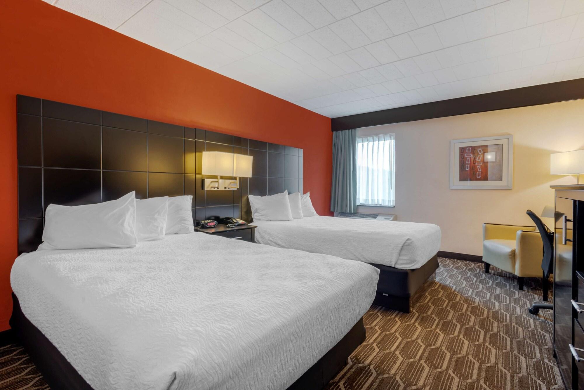 Best Western Plus Poconos Tannersville Exterior photo